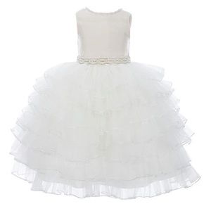 Worn once for a daddy daughter dance. Professionally dry cleaned